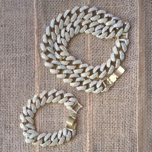 Cuban Link Chain And Bracelet Set.. COSTUME JEWELRY..